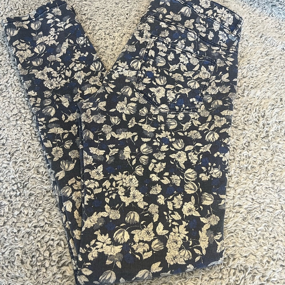 H&M Navy Floral Pants